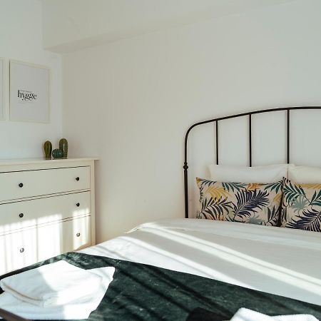 Central Modern Design Apartment Букурещ Екстериор снимка
