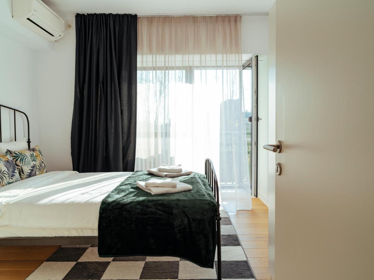 Central Modern Design Apartment Букурещ Екстериор снимка